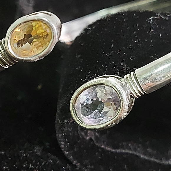 Antique Yellow Ceylon Sapphire & Amethyst Flexible Silver Bangle - Picture 14 of 16